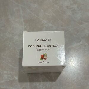 Farmasi Coconut & Vanilla Body Scrub in Cream Packaging
